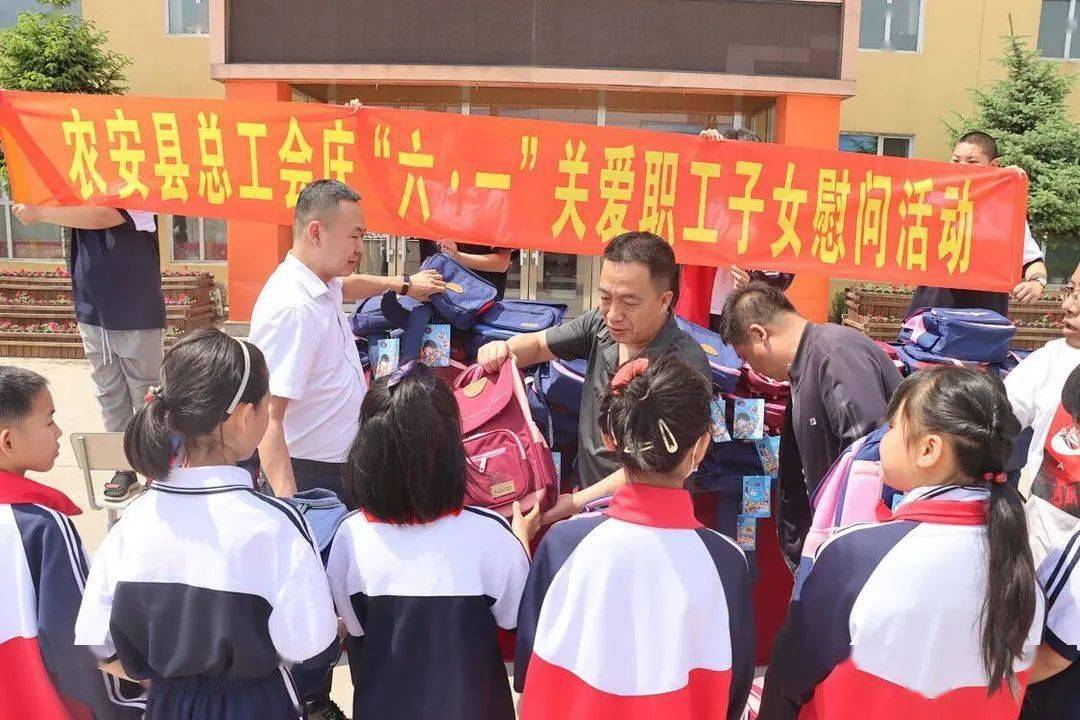 二四六香港天天開(kāi)彩大全，探索彩票世界的奧秘，探索彩票世界奧秘，二四六香港天天開(kāi)彩大全