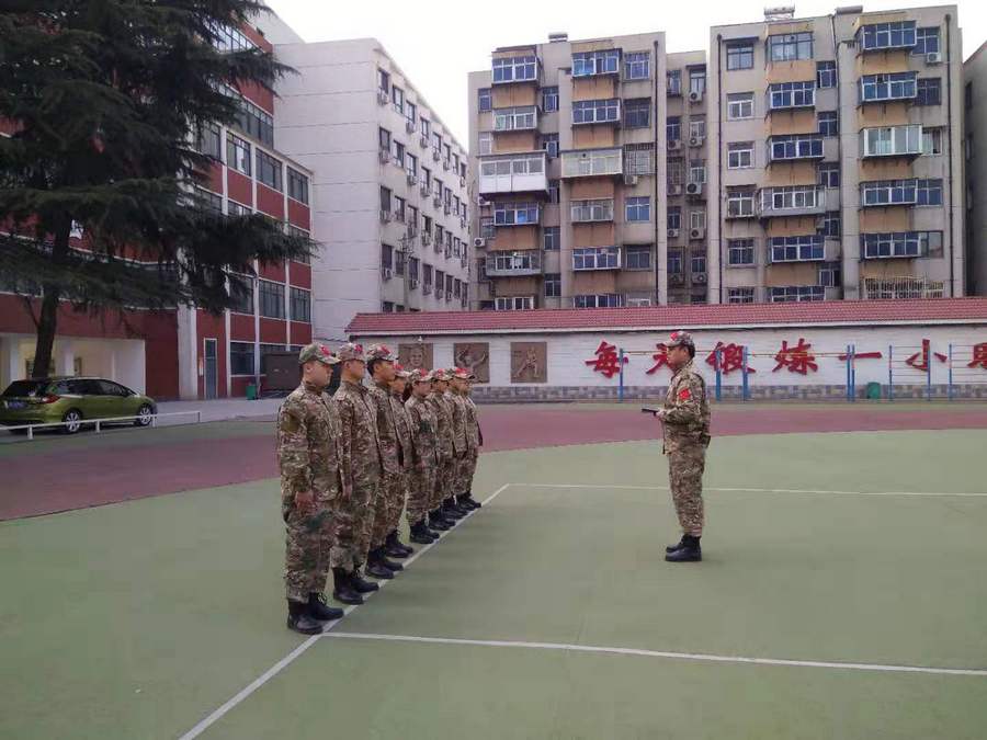 半軍事化管理學(xué)校，理念與實踐，半軍事化管理學(xué)校的理念與實踐探索