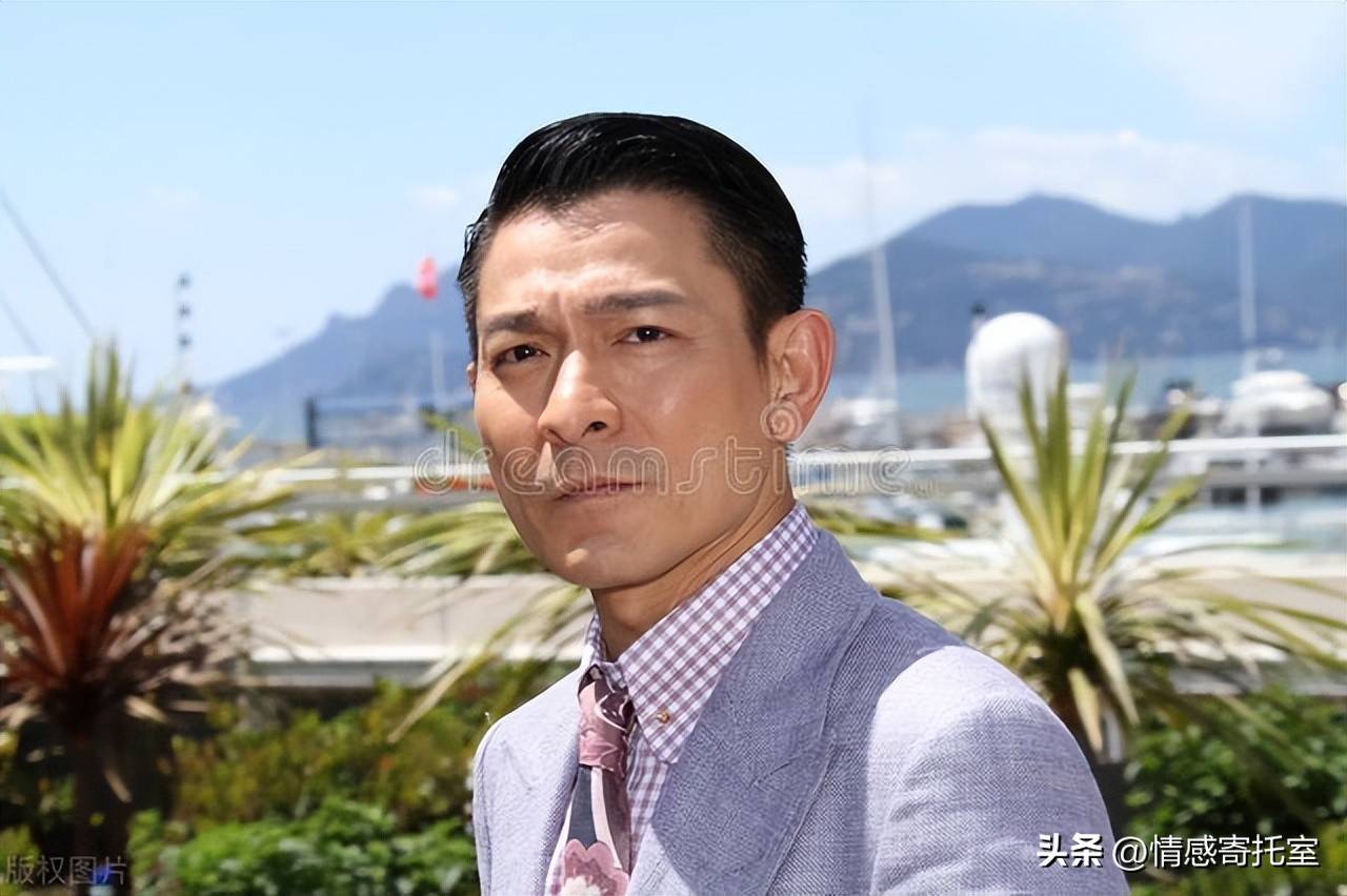 香港內(nèi)部一肖王中王新水，揭秘背后的秘密與探索真實(shí)面貌，香港內(nèi)部揭秘，一肖王中王新水背后的真相與真實(shí)面貌探索