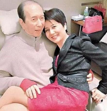 澳門彩票文化深度解析，探索新澳門精準四肖期期中特現(xiàn)象（2025最新趨勢），澳門彩票文化深度解析，探索新澳門精準四肖期期中特現(xiàn)象（最新趨勢2025）