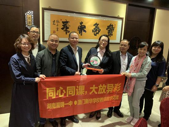 澳門一碼一肖一待一中直播，探索與體驗獨特的娛樂文化，澳門直播娛樂文化探索與體驗，一碼一肖一待一中直播的獨特魅力