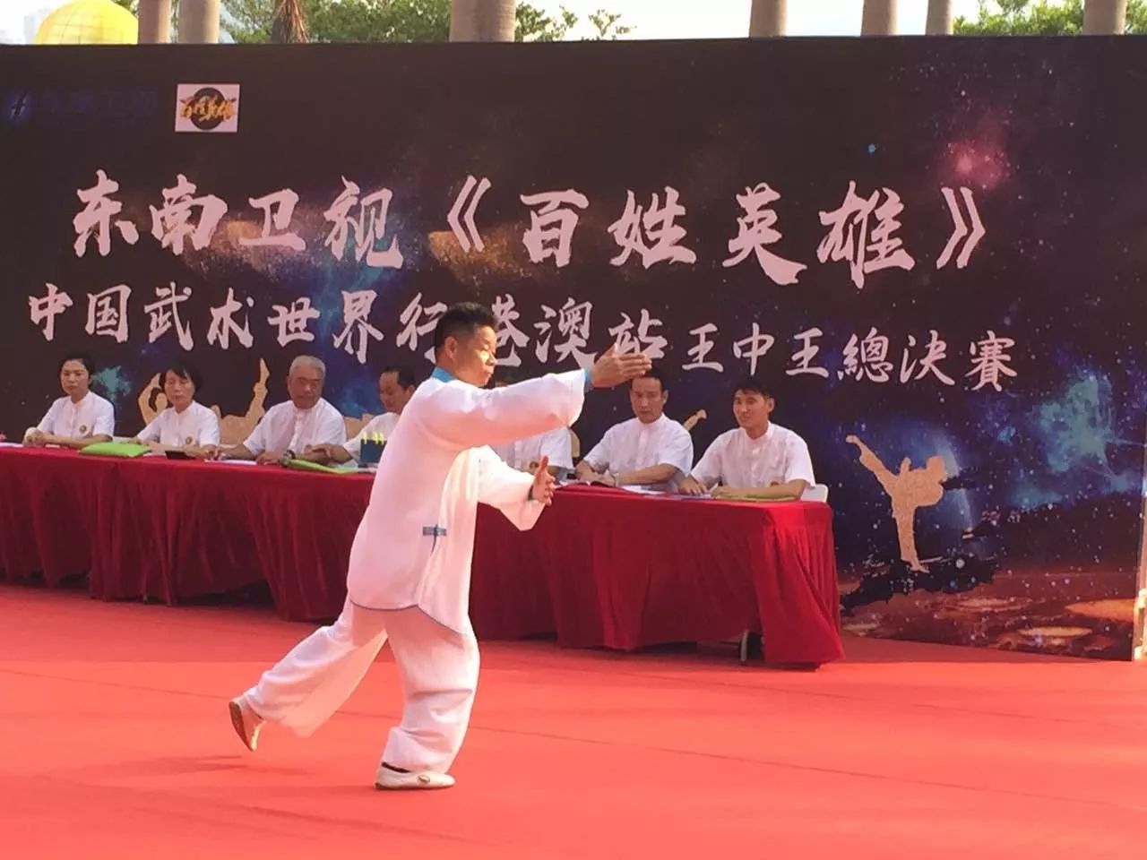 香港馬會(huì)王中王一肖中待的秘密與策略解析，香港馬會(huì)王中王一肖策略解析與秘密揭秘