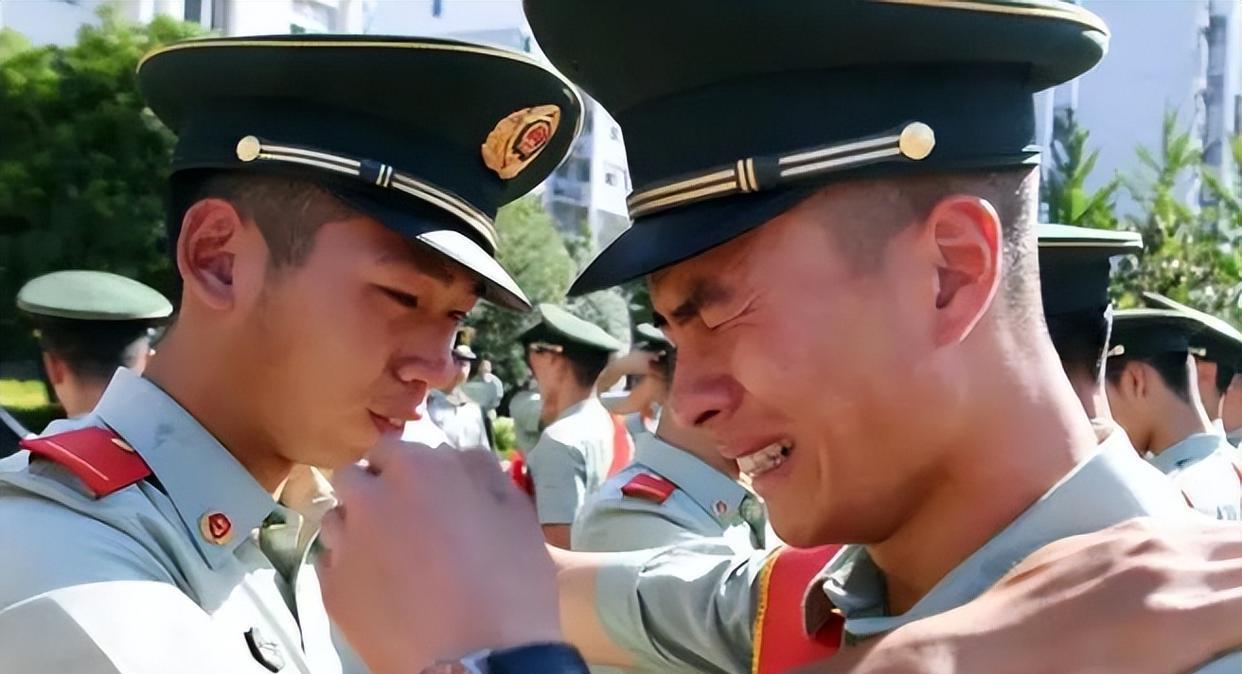 當(dāng)兵報(bào)名2023年上半年，啟程軍旅，實(shí)現(xiàn)英雄夢想，2023年上半年報(bào)名參軍，開啟軍旅之旅，實(shí)現(xiàn)英雄夢想