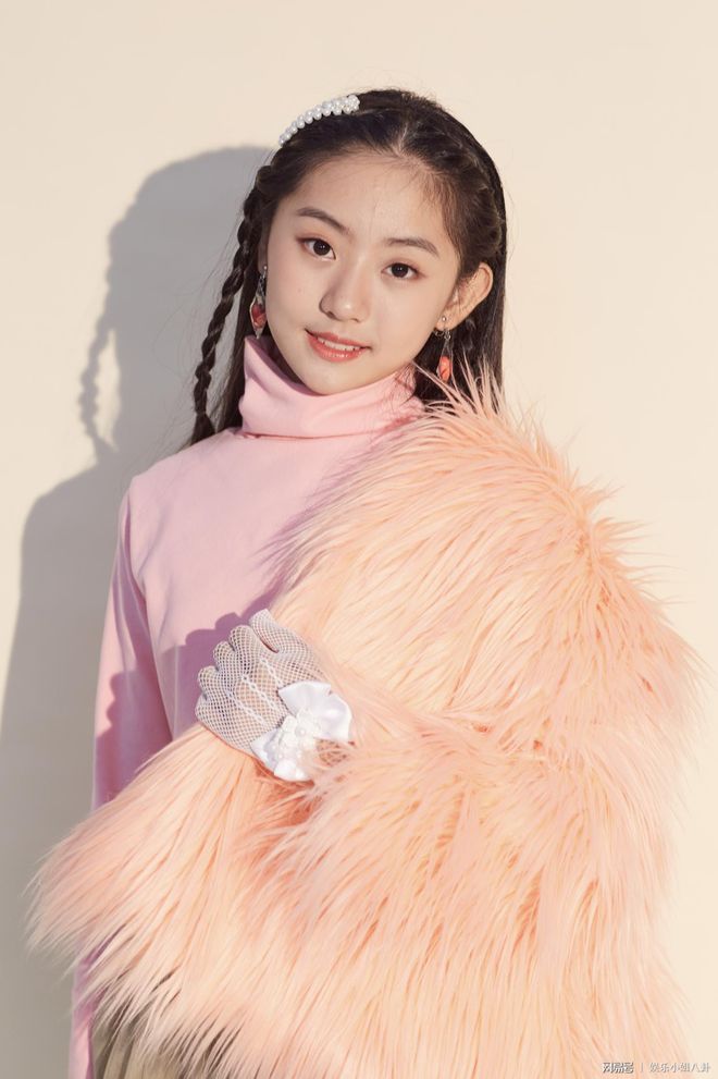 賈靜雯個人資料簡介及身高，璀璨明星的非凡魅力，賈靜雯，璀璨明星的魅力與個人資料簡介及身高