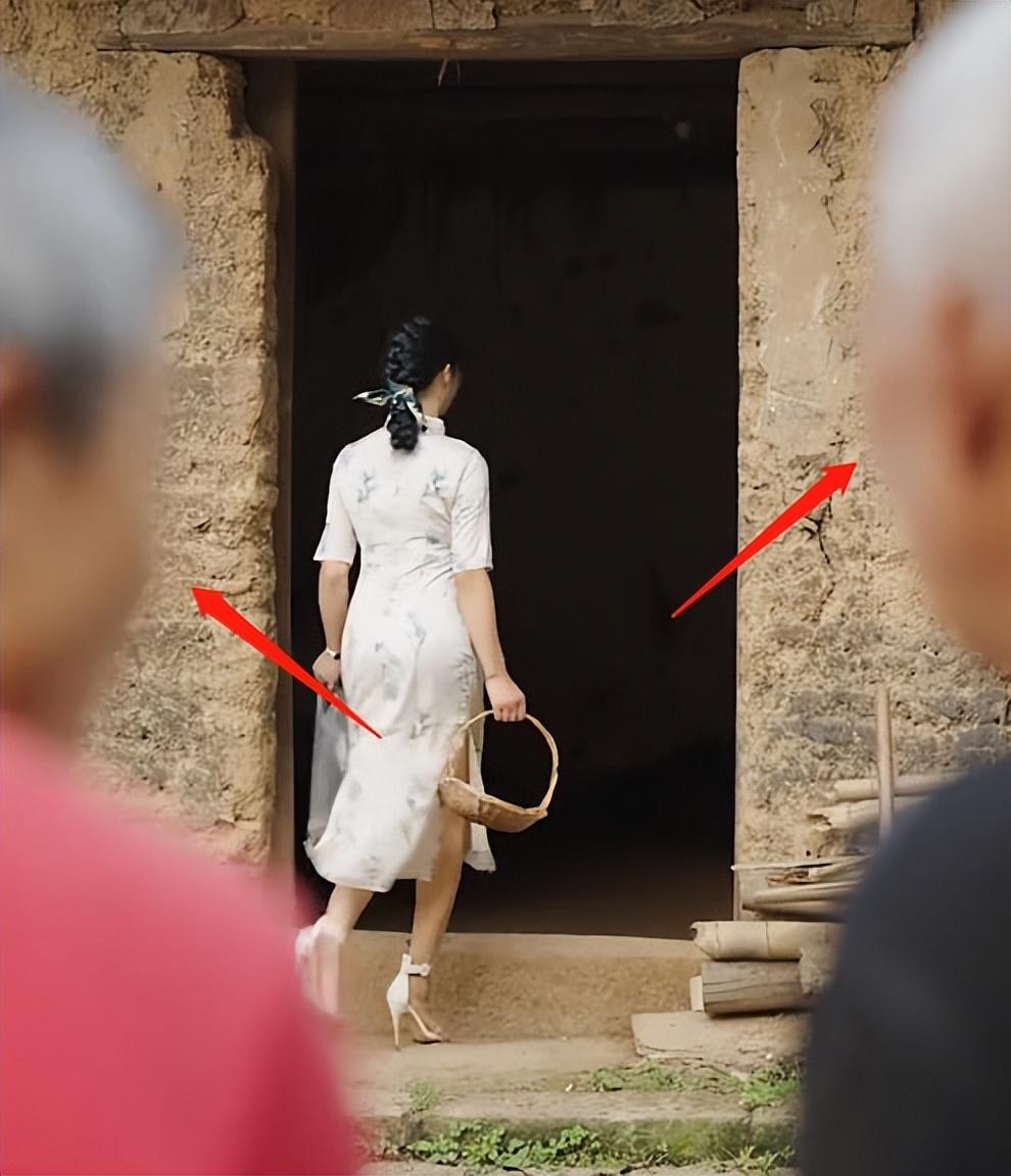 探索游戲世界，他叫我自己玩給他看，探索游戲世界的獨特之旅，自我挑戰(zhàn)與展示的時刻