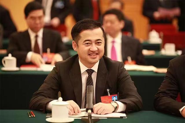 三肖王中王選一肖，揭秘生肖運(yùn)勢(shì)與個(gè)性魅力，揭秘生肖運(yùn)勢(shì)與個(gè)性魅力，三肖王中王選一肖解析